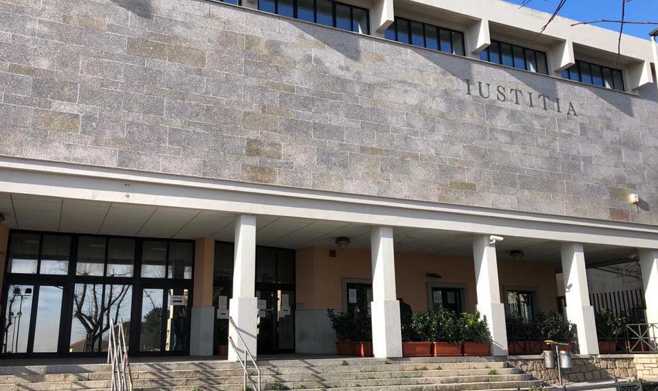 Badesi. Investì anziano sulla strisce: patteggia un anno e 7 mesi