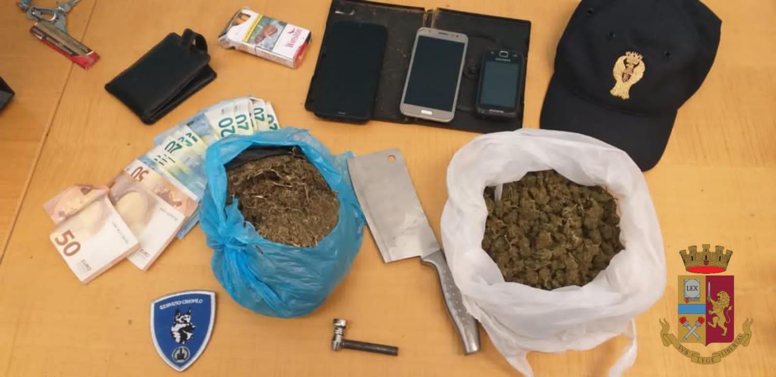 Controlli alle ex Reggiane, sequestrate una mannaia e mezzo chilo di marijuana