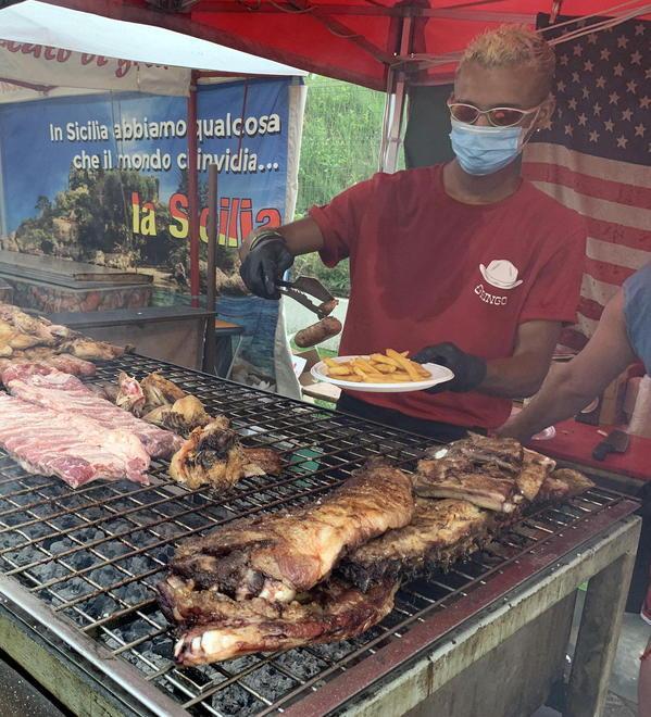 Street food allo stadio di Montecatini, buona affluenza. Ma operatori e clienti preferivano la pineta 