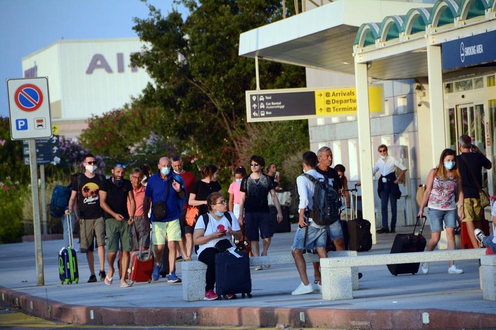 Arrivi all'aeroporto di Olbia-Costa Smeralda