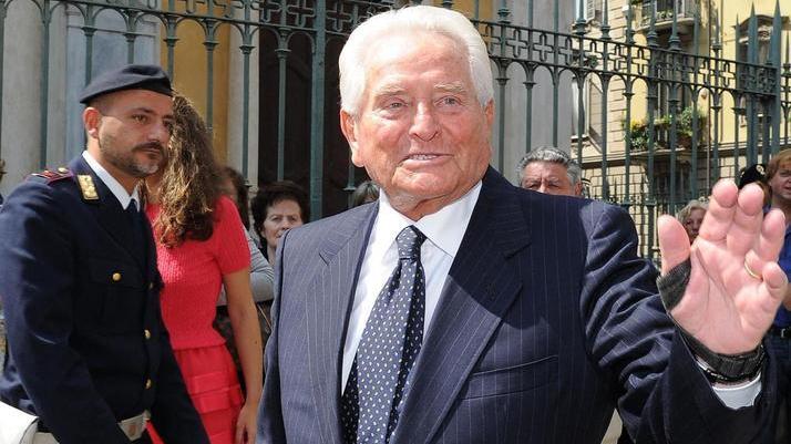 Giampiero Boniperti Una vita in bianconero all’insegna dei trionfi