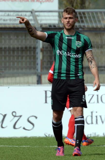 Lucchese, il club si tuffa sul portiere Vivoli piace anche Barranca, goleador della serie D 