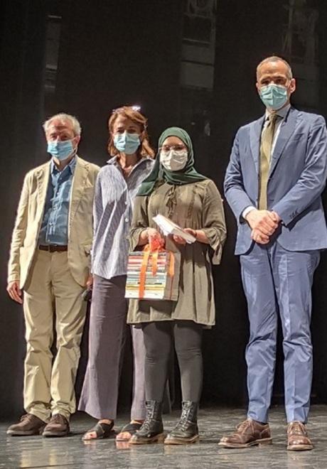 Il viaggio di Hassina oltre le barriere incanta la giuria del premio letterario 