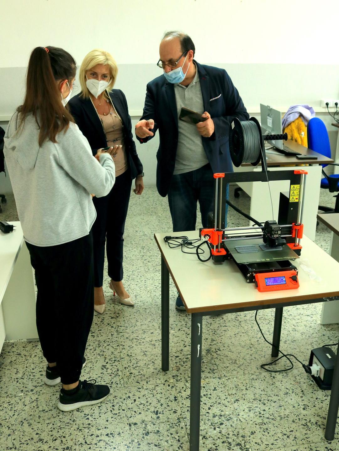 Gli studenti del liceo alla scoperta della stampa tridimensionale 
