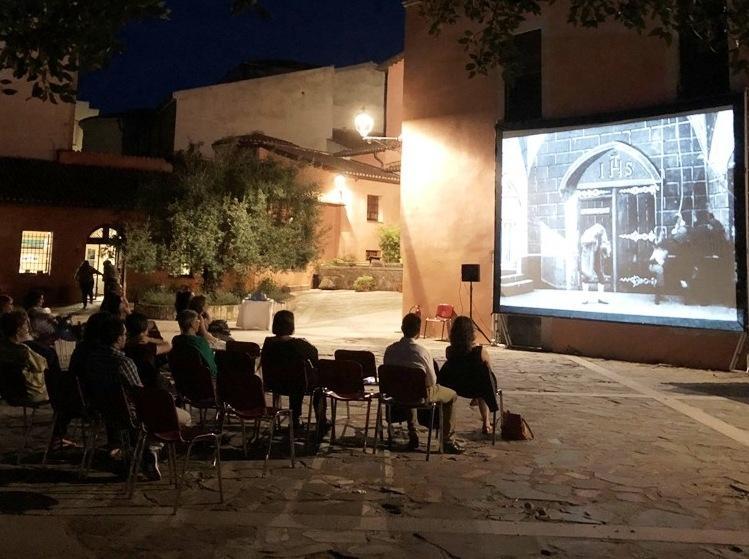 La magia del cinema muto invade Ozieri 