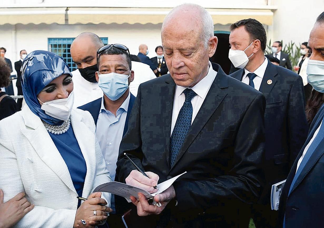 Said Talbi alla destra del presidente tunisino nei giorni scorsi a Roma