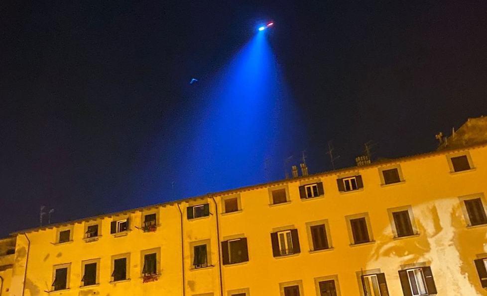 Torna l’elicottero della polizia in Venezia: «Situazione sotto controllo» 