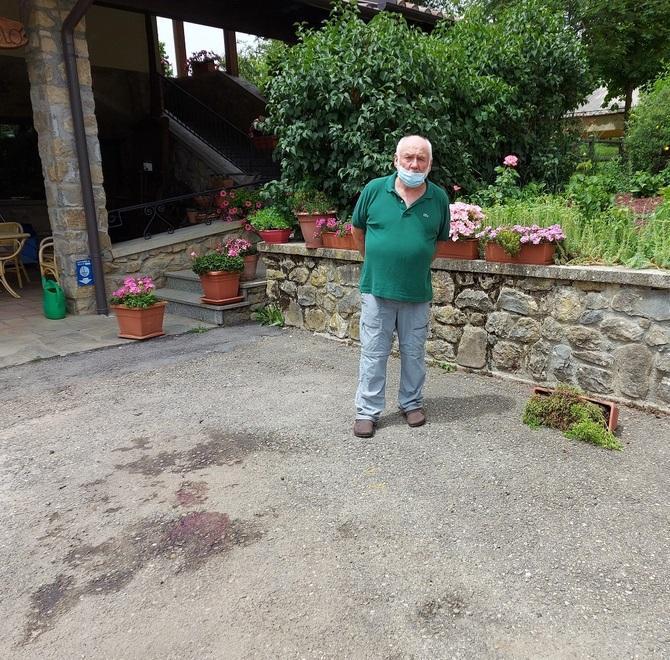 Il titolare dell'agriturismo sul luogo in cui ha trovato il cadavere