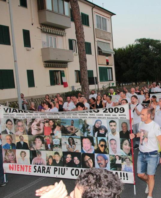 Strage, il 29 torna il corteo I familiari chiamano a raccolta 