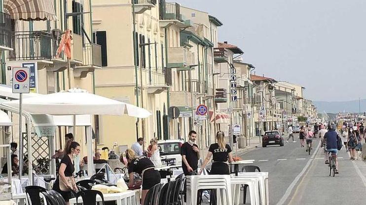 Lungomare chiuso, Confesercenti: dalle 18.30 è la scelta più logica