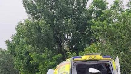 Autocarro fuori strada Via Val d’Enza a senso unico