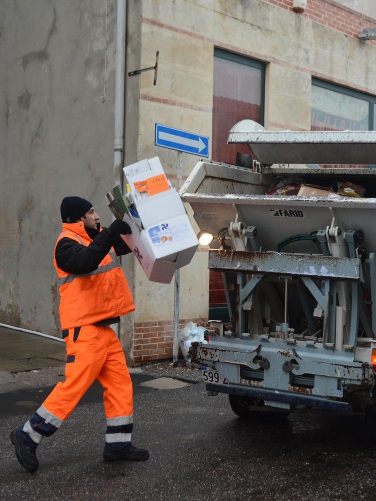 Raccolta dei rifiuti, la Tari non cresce 