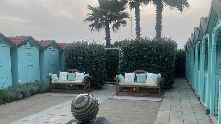 La ripartenza della Versilia celebra le sculture del coreano Park Eun Sun