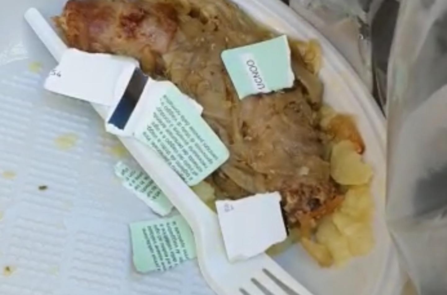Sassari, cibo nei cestini dei rifiuti: chiude la mensa dei poveri 