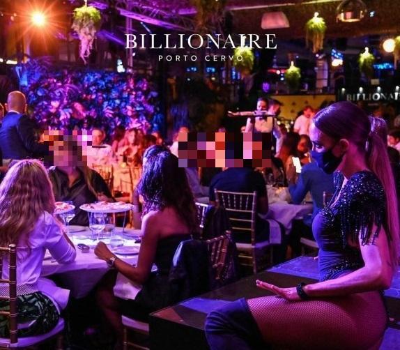 Covid, focolaio al Billionaire nell'estate 2020: per la Procura è epidemia colposa  