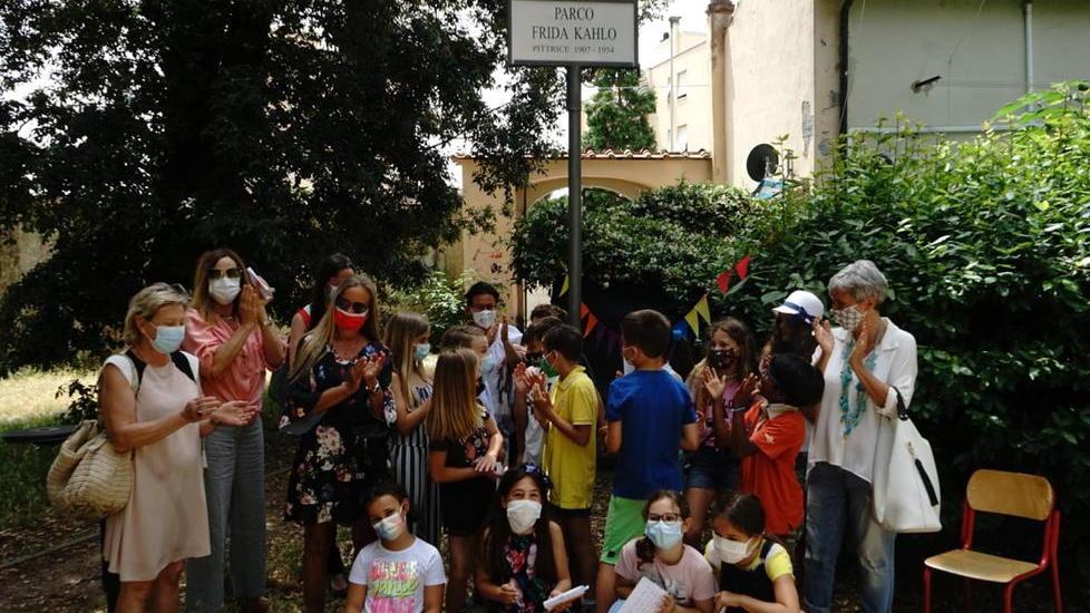 A Frida Kahlo gli studenti delle Carducci dedicano il parco