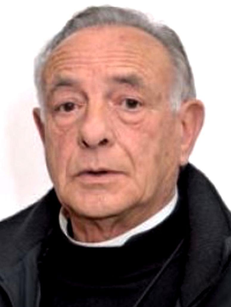 La cittadinanza onoraria a don Finà 