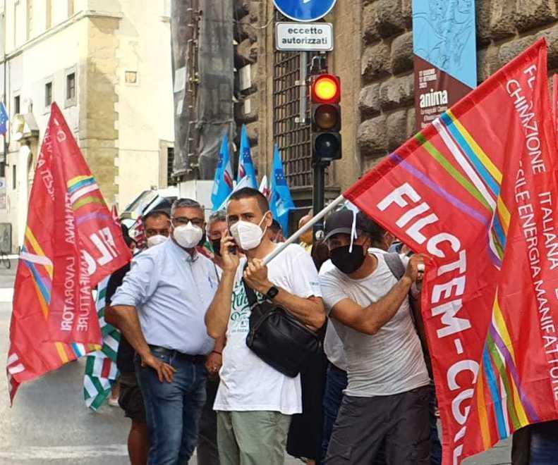 Massimiliano Brezzo e Giovanni Santi della Filctem-Cgil alla manifestazione di Firenze