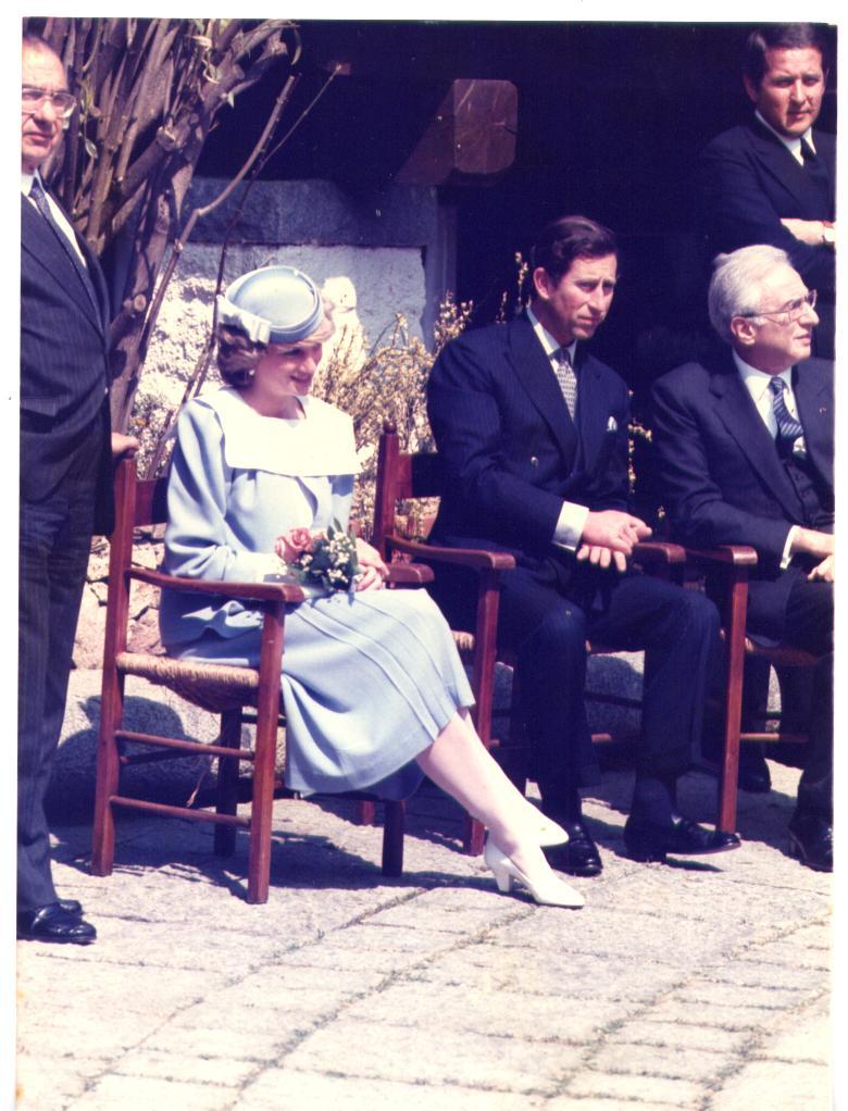 Diana e Carlo insieme a Francesco Cossiga