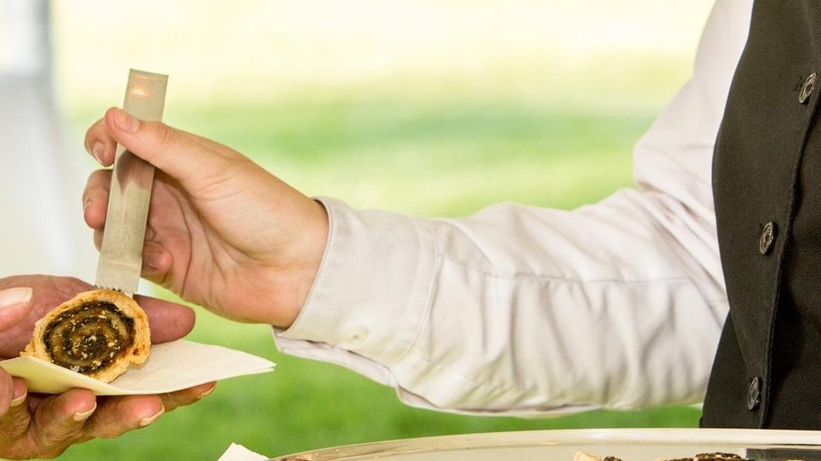 Camerieri, cuochi chef de rang commis di sala e di cucina