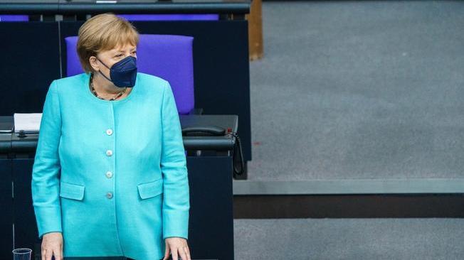 Merkel, vertice esclude possibilità summit Ue-Russia