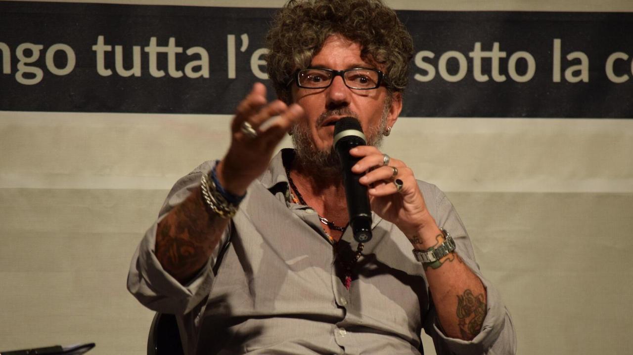 Il comico Guido Genoves