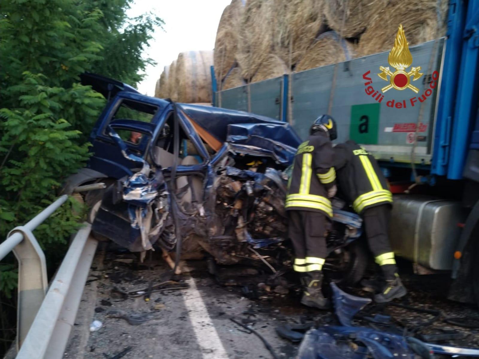 L'incidente sul viadotto a Cerredolo