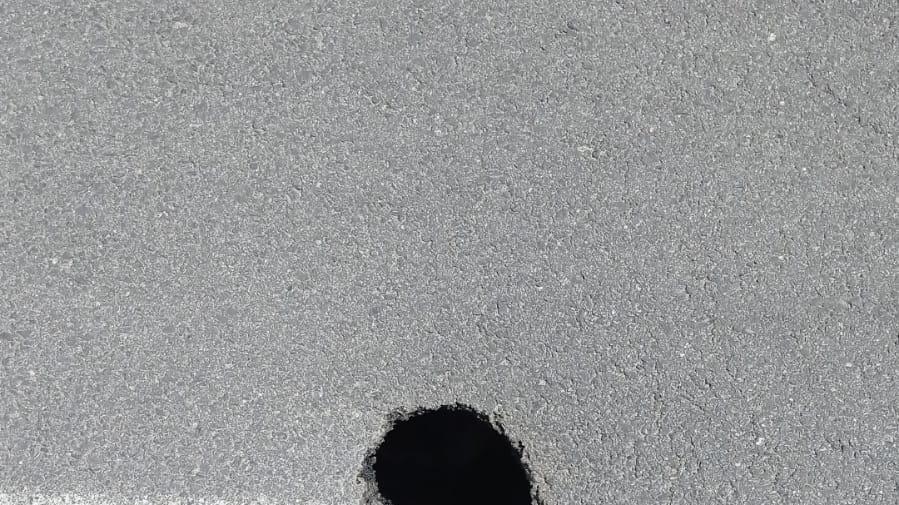 Il cratere sulla SP30 al Molinaccio, Pescia