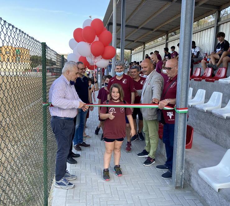 Lo stadio Silvio Gori di Vada si è rifatto il look: tribune nuove e progetti di crescita 