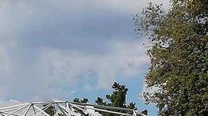 Il campo da tennis riapre i battenti con la nuova copertura