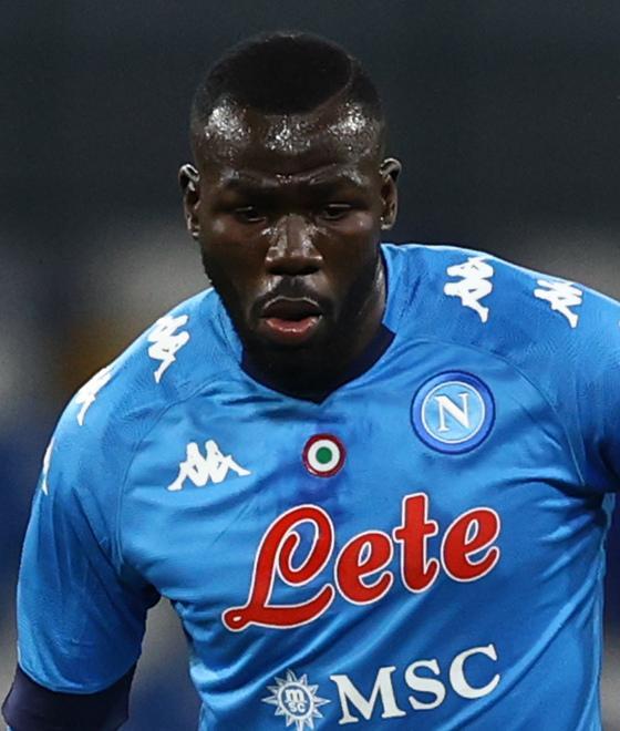 Koulibaly regala al Senegal una nave di cibo e farmaci