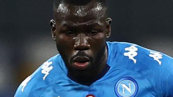 Koulibaly regala al Senegal una nave di cibo e farmaci