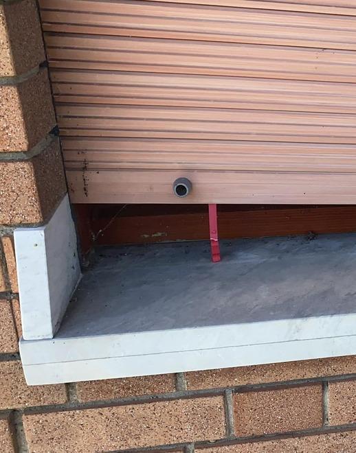 Nonantola. Una molletta e del filo per entrare in casa: il ladro “fantasioso” è stoppato dall’allarme 