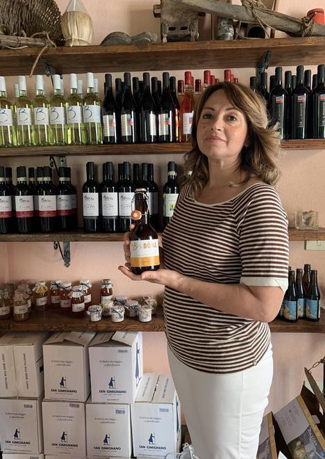 Produce birra dal pane avanzato. E lo fa per beneficenza