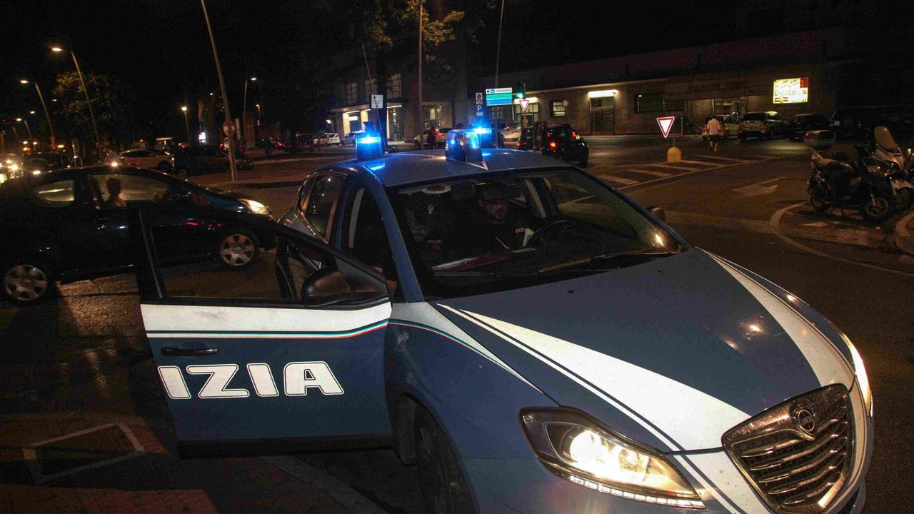 Una pattuglia della polizia