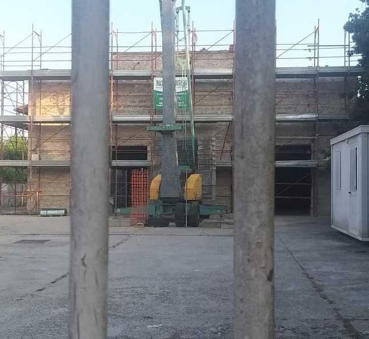 In arrivo maxi farmacia nelle ex scuderie in centro a San Romano 