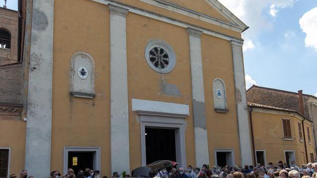 Coccanile, addio a Govoni: «Il tuo calcio sincero è stato un esempio»