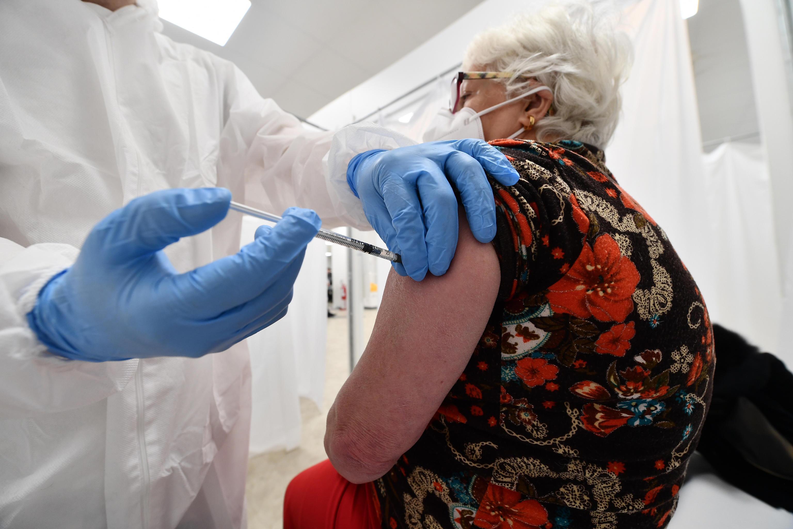 Un green pass incompleto: il limbo dei guariti-vaccinati