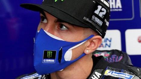 Vinales davanti a tutti Brutta caduta per Marquez