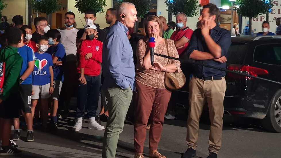 Tutto il paese in piazza per Giovanni Di Lorenzo