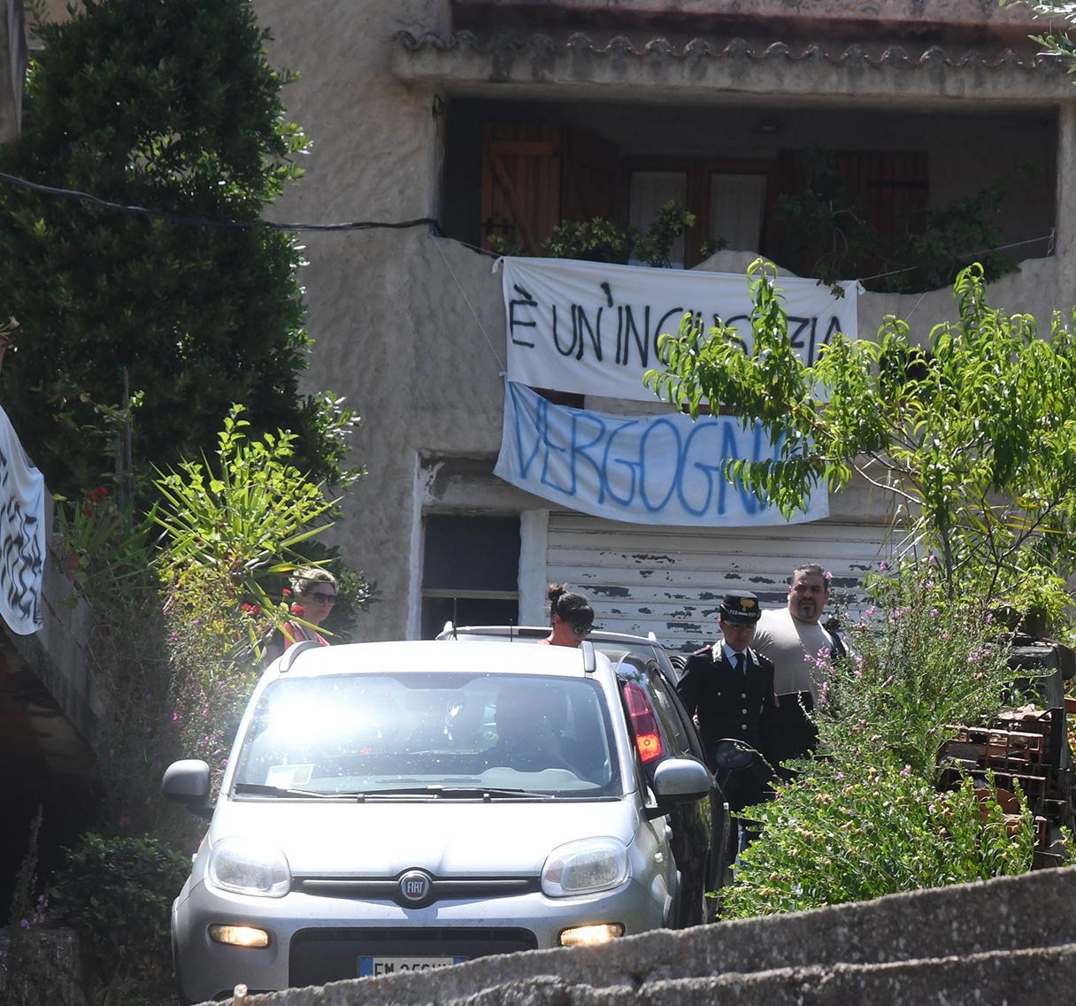 Madre e figlia lontane anche per il compleanno 