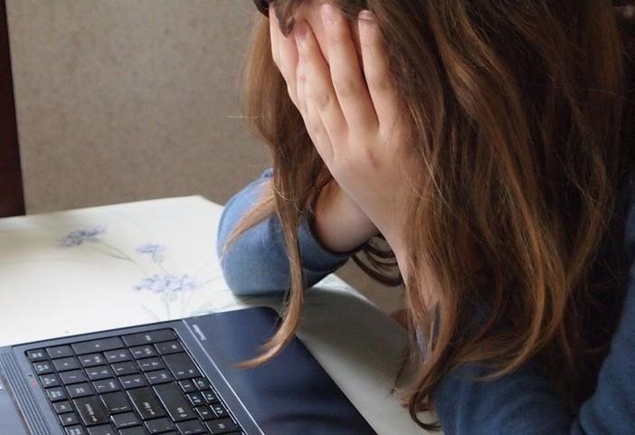 Tribunale di Sassari, stalking all’amica della figlia: a processo 