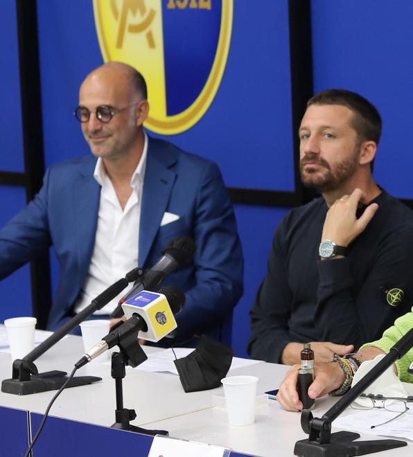 Modena, Marotta pronto per le visite. Caccia ai terzini Ciofani e Renzetti 