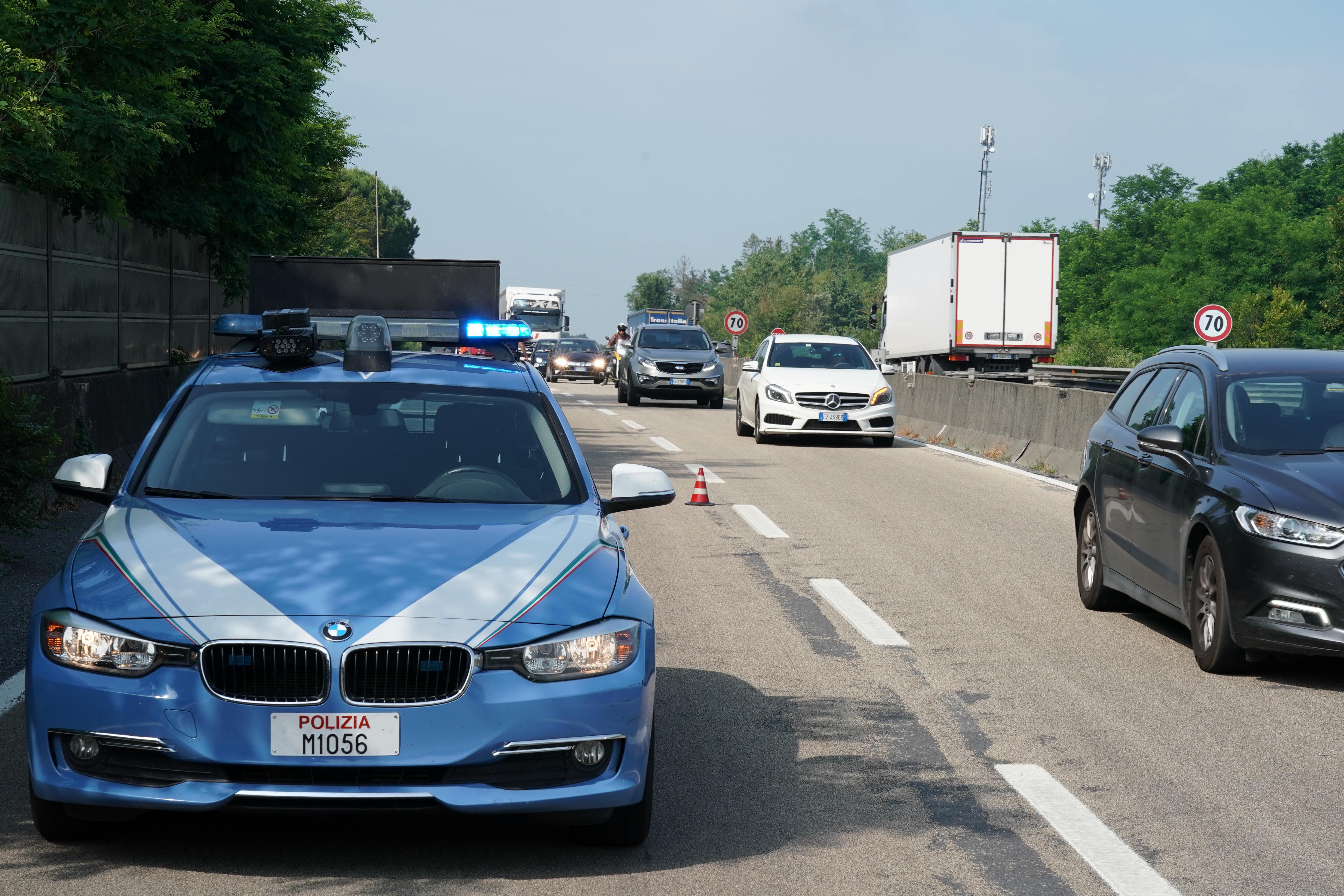 Un intervento della polizia sulla Fi-Pi-Li
