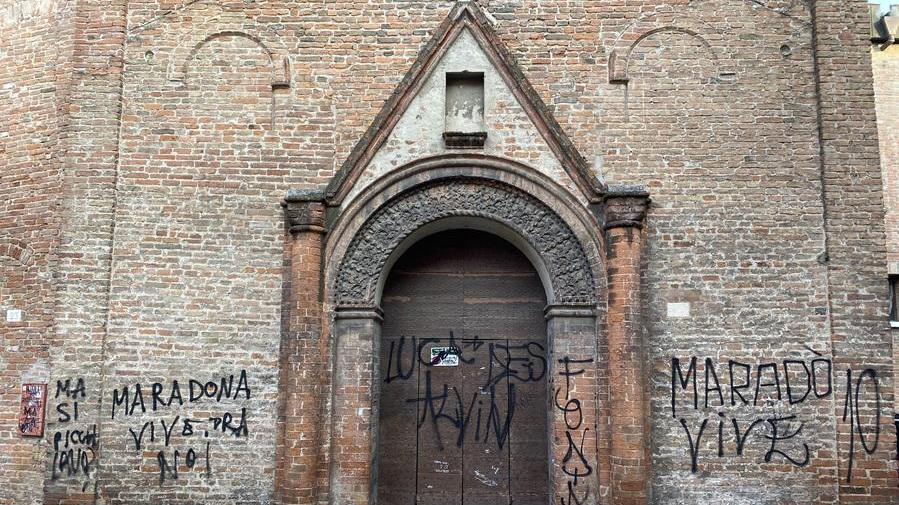 Scatta la mobilitazione per pulire l’ex chiesa di San Giacomo