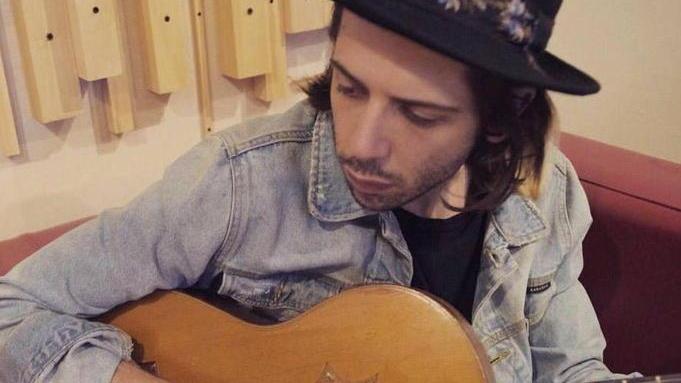 “Zingari” di Daniele Barsanti per cantare le estati in Versilia