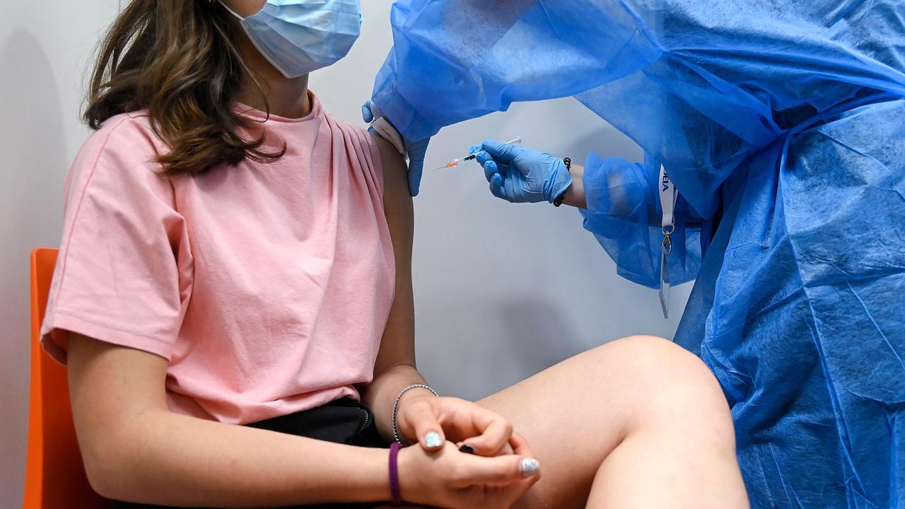 Tagli dei vaccini, l'Ats riprogramma la campagna nell'isola