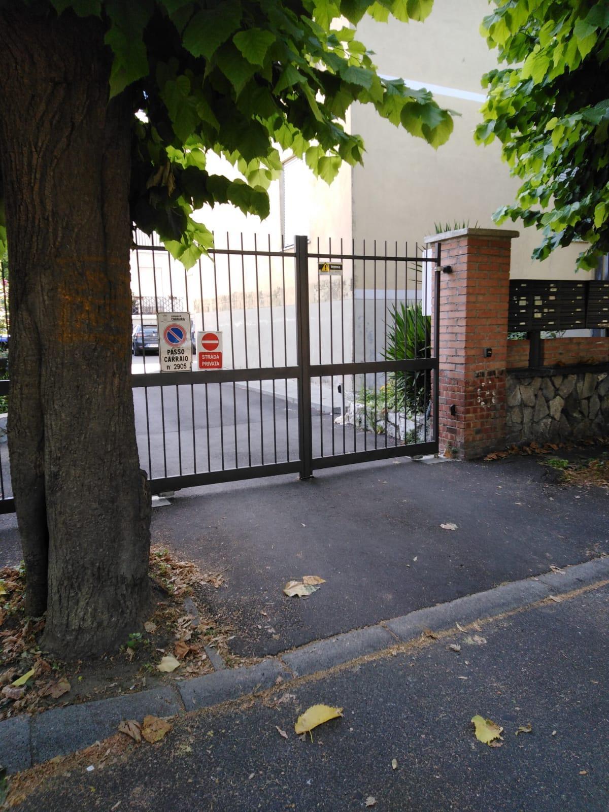 Palazzi senza citofoni inquilini “prigionieri” 
