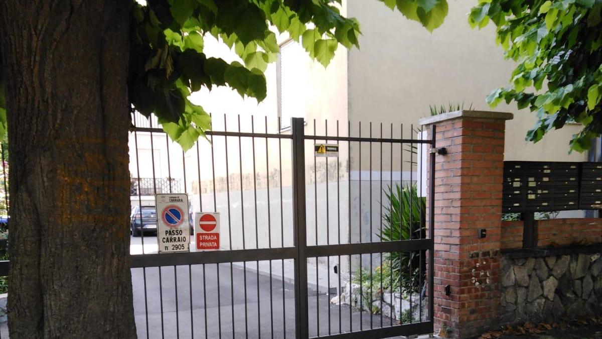 Palazzi senza citofoni inquilini “prigionieri”