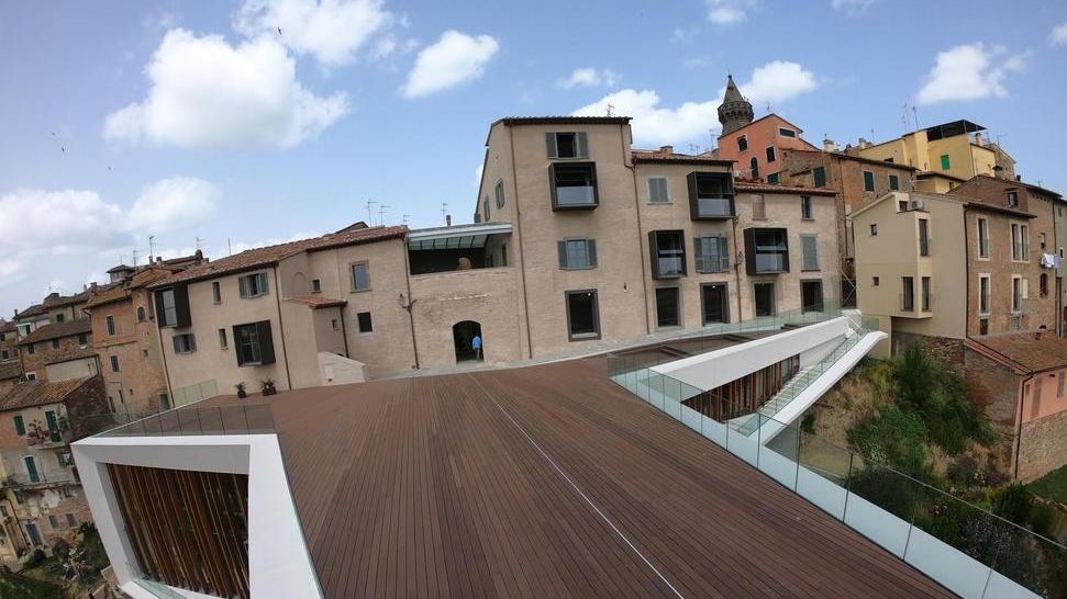 Degustazioni gratis, passeggiata e musica per il “nuovo” palazzo
